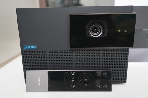 腾讯极光投影P2 投影界黑马，打造高品质家庭影院新选择